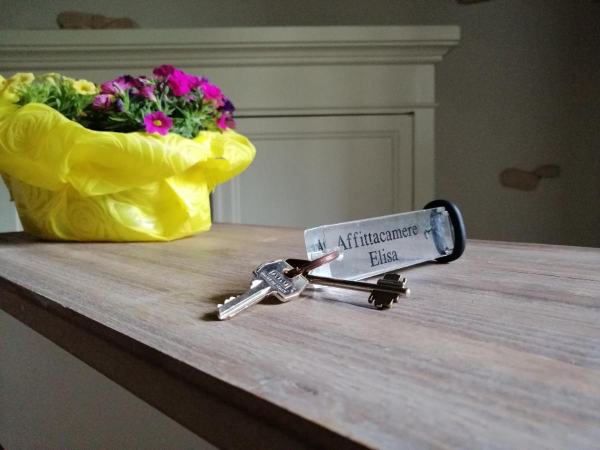 Elisa affittacamere Foligno Exteriör bild